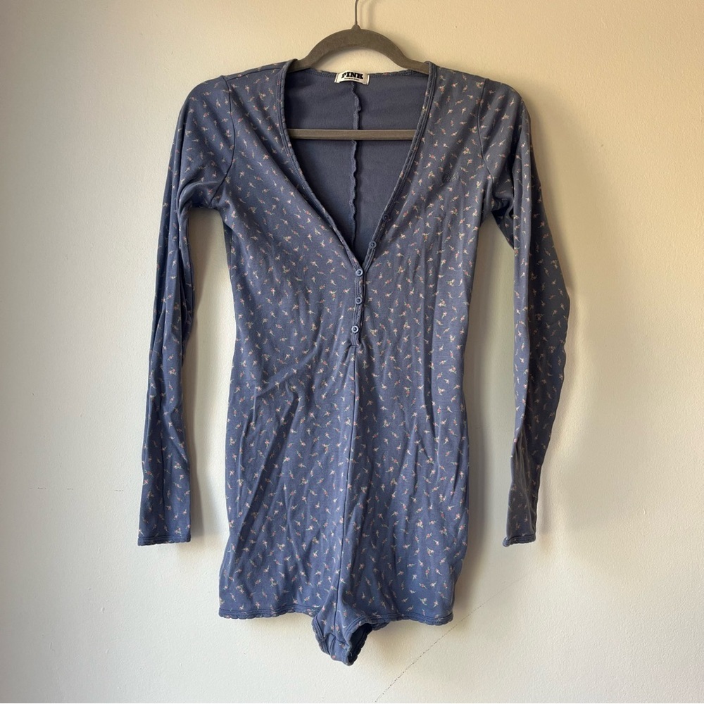Victoria’s Secret PINK Long Sleeve Floral Button-Up Romper Pajamas XS Blue